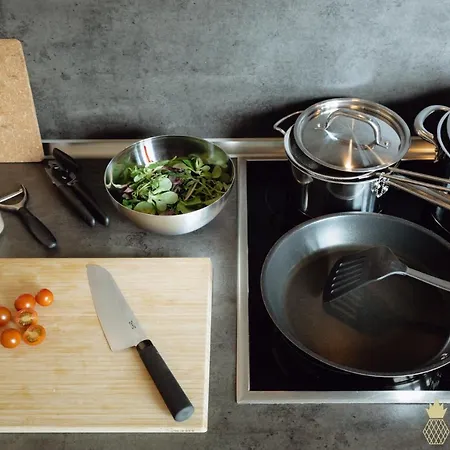 Pineapple - Zwinger Vii - 78qm - 1x Free Parking شقة